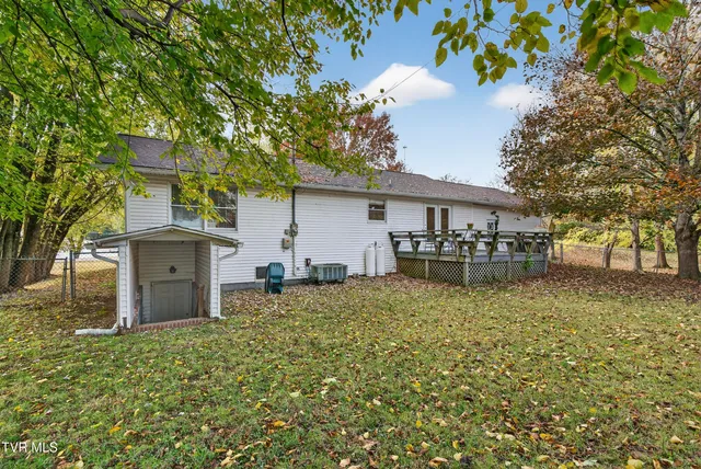 $249,000 | 825 Edgemont N Street Northeast, Abingdon, VA 24210