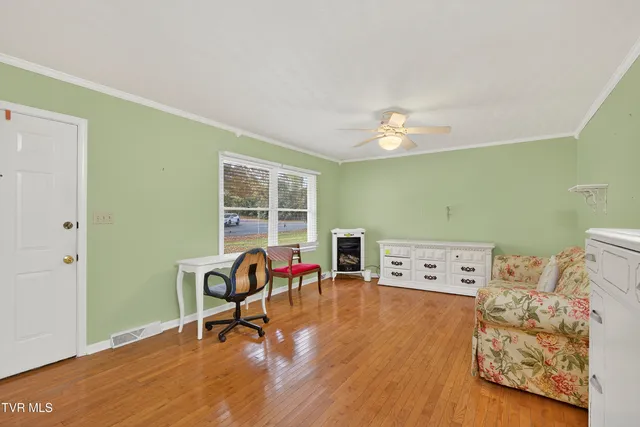 $249,000 | 825 Edgemont N Street Northeast, Abingdon, VA 24210