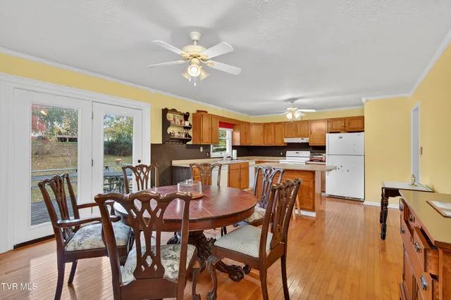 $249,000 | 825 Edgemont N Street Northeast, Abingdon, VA 24210