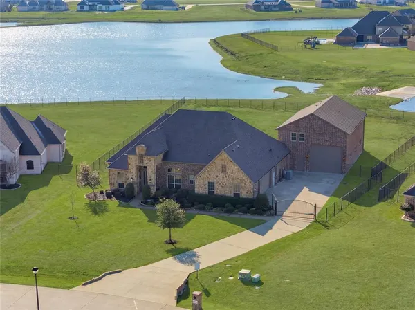 $944,900 | 2165 Hodges Lake Drive, Rockwall, TX 75032