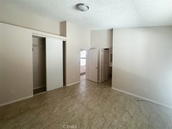 $2,500 | 13629 Dry Creek Road, Victorville, CA 92392