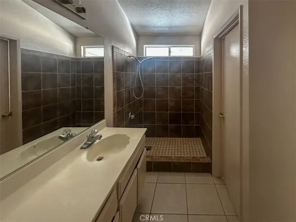 $2,500 | 13629 Dry Creek Road, Victorville, CA 92392