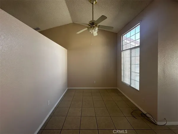 $2,500 | 13629 Dry Creek Road, Victorville, CA 92392