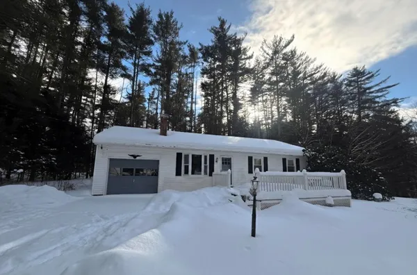 $279,000 | 137 Pinecrest Road, Rutland Town, VT 05701