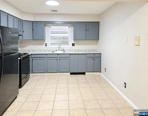$2,350 | 83 Peabody Place, Unit 2, Newark, NJ 07104