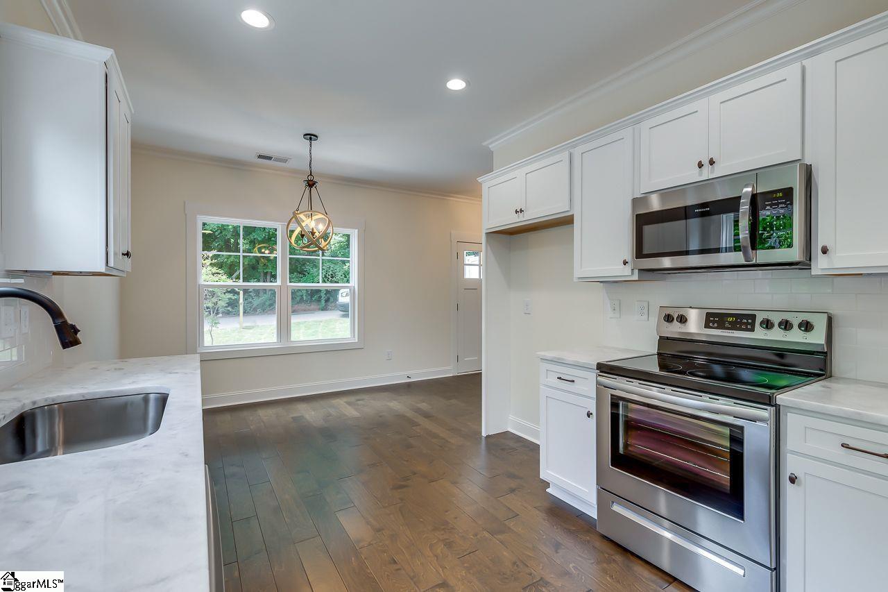 11 Hilton Street Greenville, SC 29607 - Photo 11 of 19 Gallery Image 11