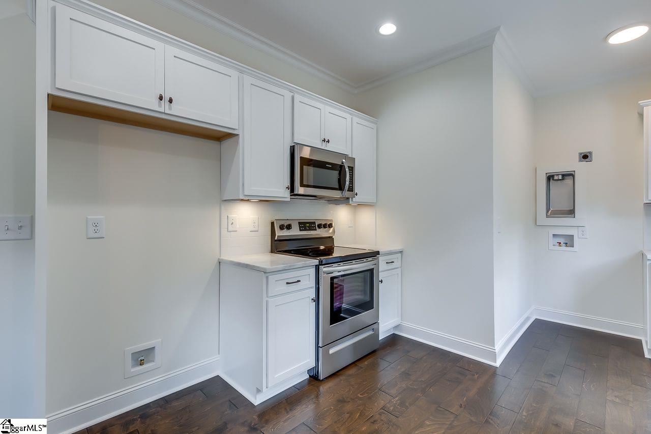 11 Hilton Street Greenville, SC 29607 - Photo 12 of 19 Gallery Image 12
