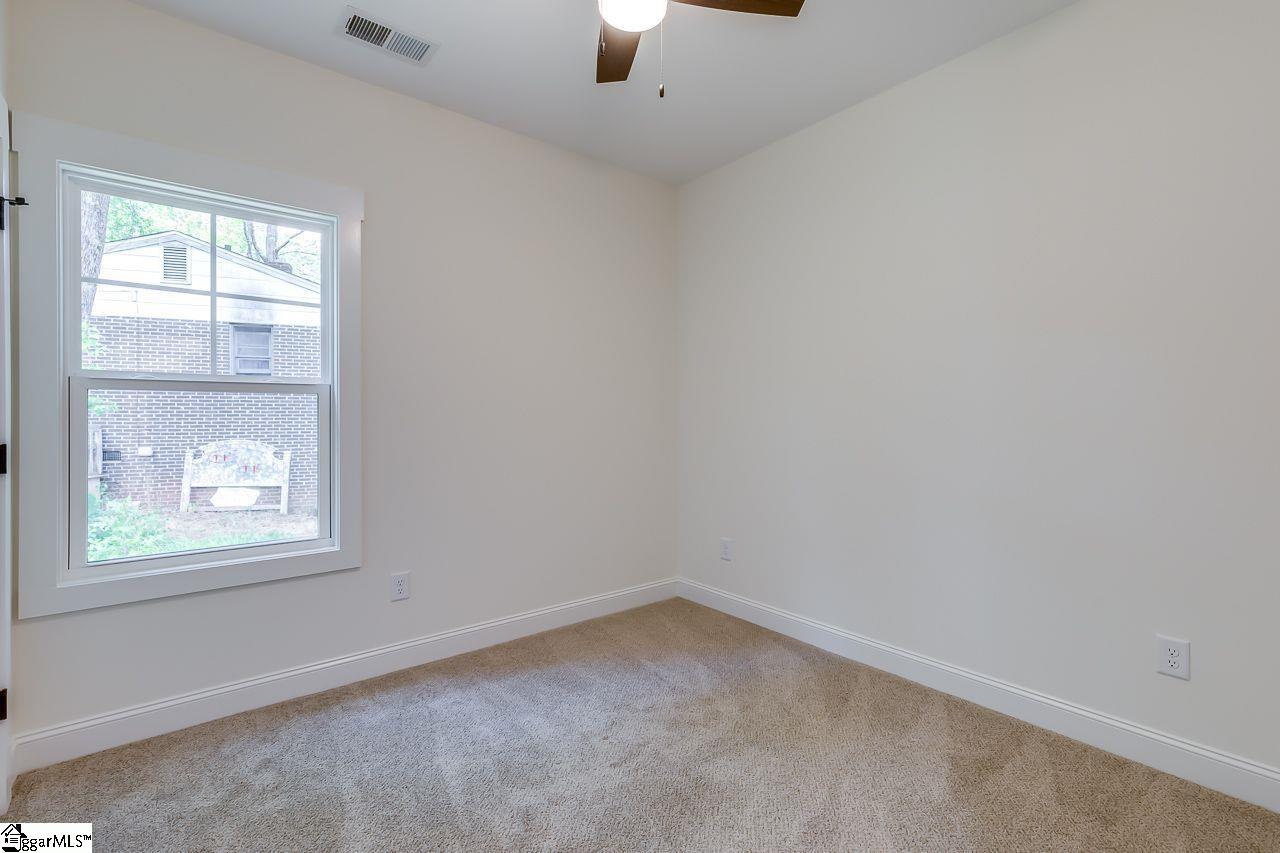 11 Hilton Street Greenville, SC 29607 - Photo 14 of 19 Gallery Image 14