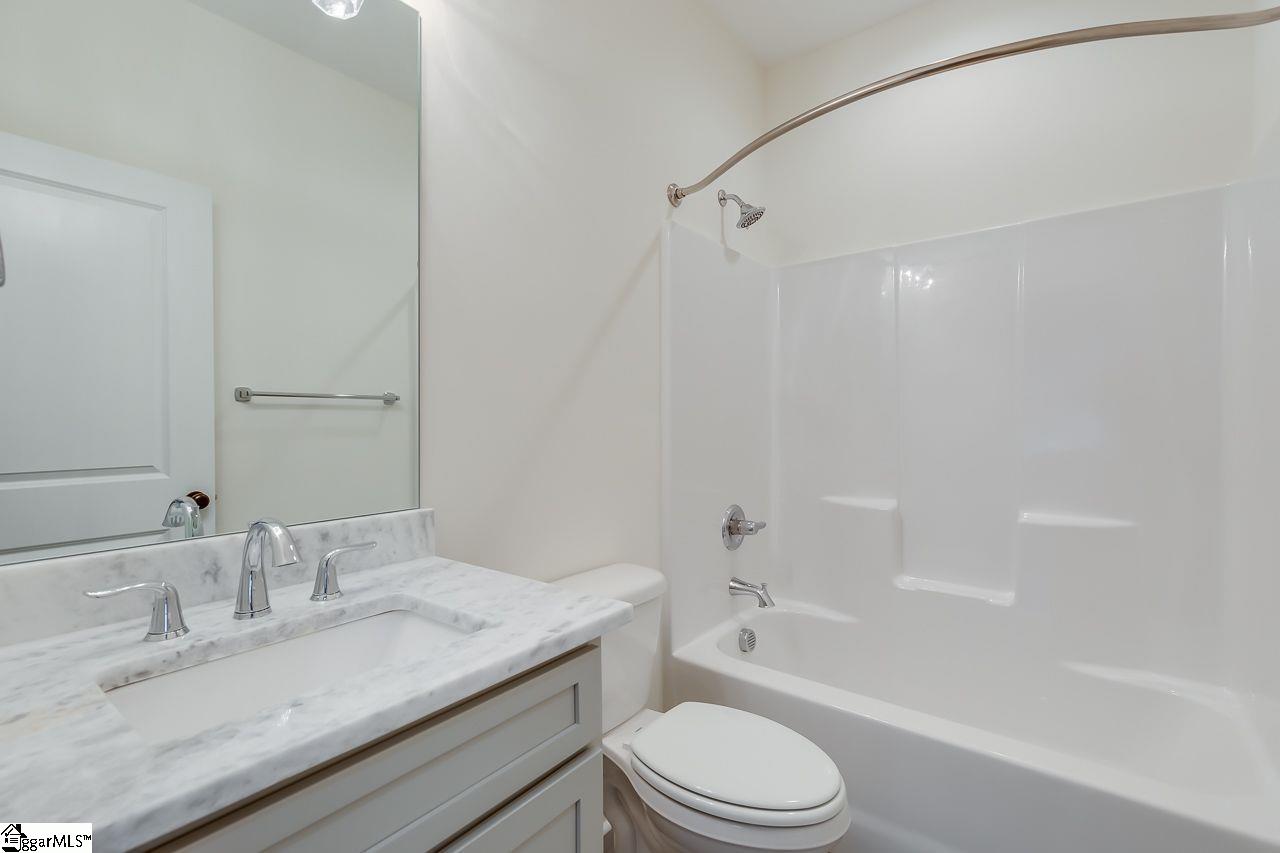 11 Hilton Street Greenville, SC 29607 - Photo 15 of 19 Gallery Image 15