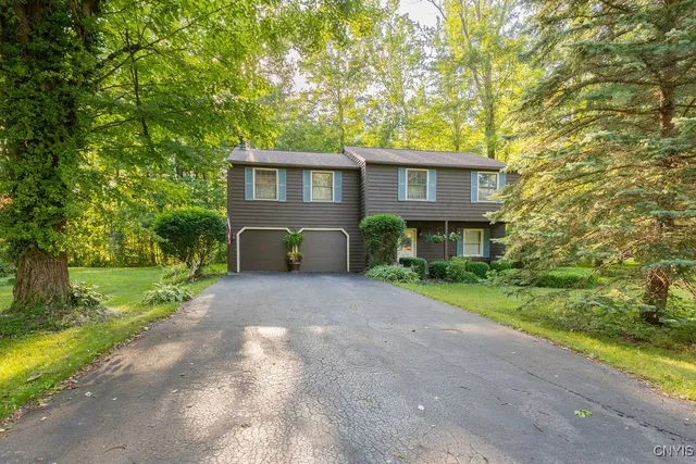 $349,900 | 8742 Tallwood Ridge, Lysander, NY 13027