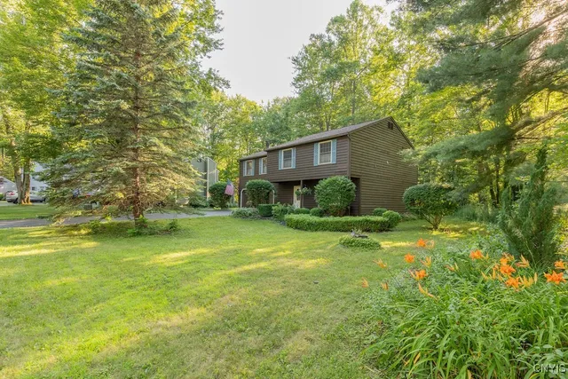 $349,900 | 8742 Tallwood Ridge, Lysander, NY 13027