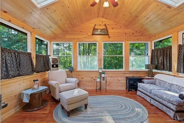 $349,900 | 8742 Tallwood Ridge, Lysander, NY 13027