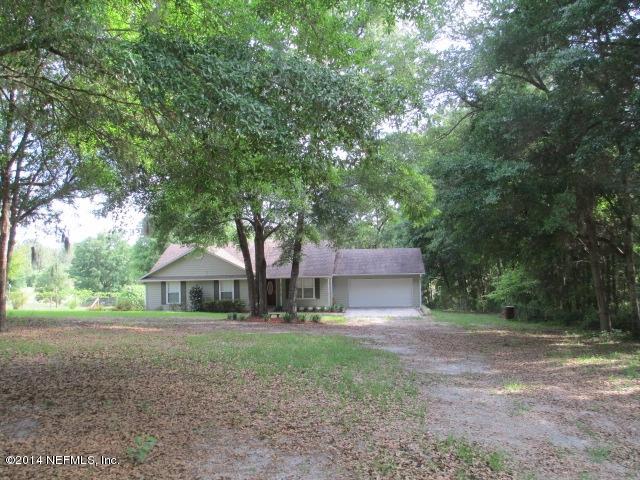 1057 Southeast 46th Loop Keystone Heights, FL 32656 - Photo 2 of 26 IMG_1649