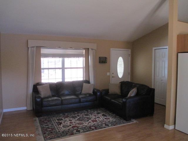 1057 Southeast 46th Loop Keystone Heights, FL 32656 - Photo 6 of 26 IMG_2509