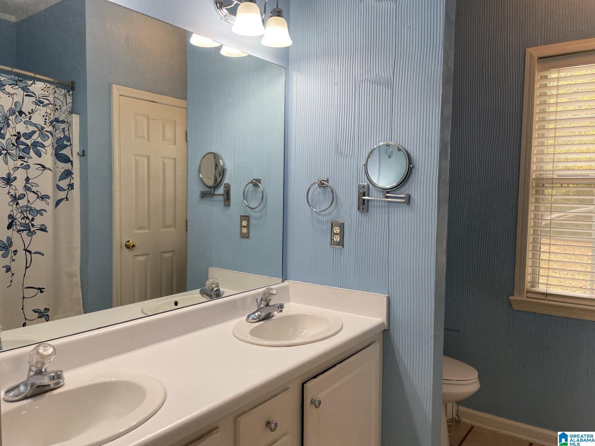246 King Arthur Place Alabaster, AL 35007 - Photo 12 of 26