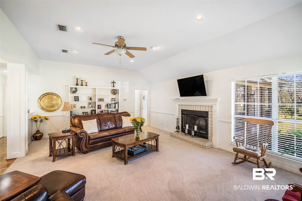 12601 Mary Ann Bch Road Fairhope, AL 36532 - Photo 8 of 33