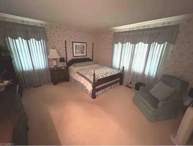 806 Cliftwood Drive, Siler City, NC 27344