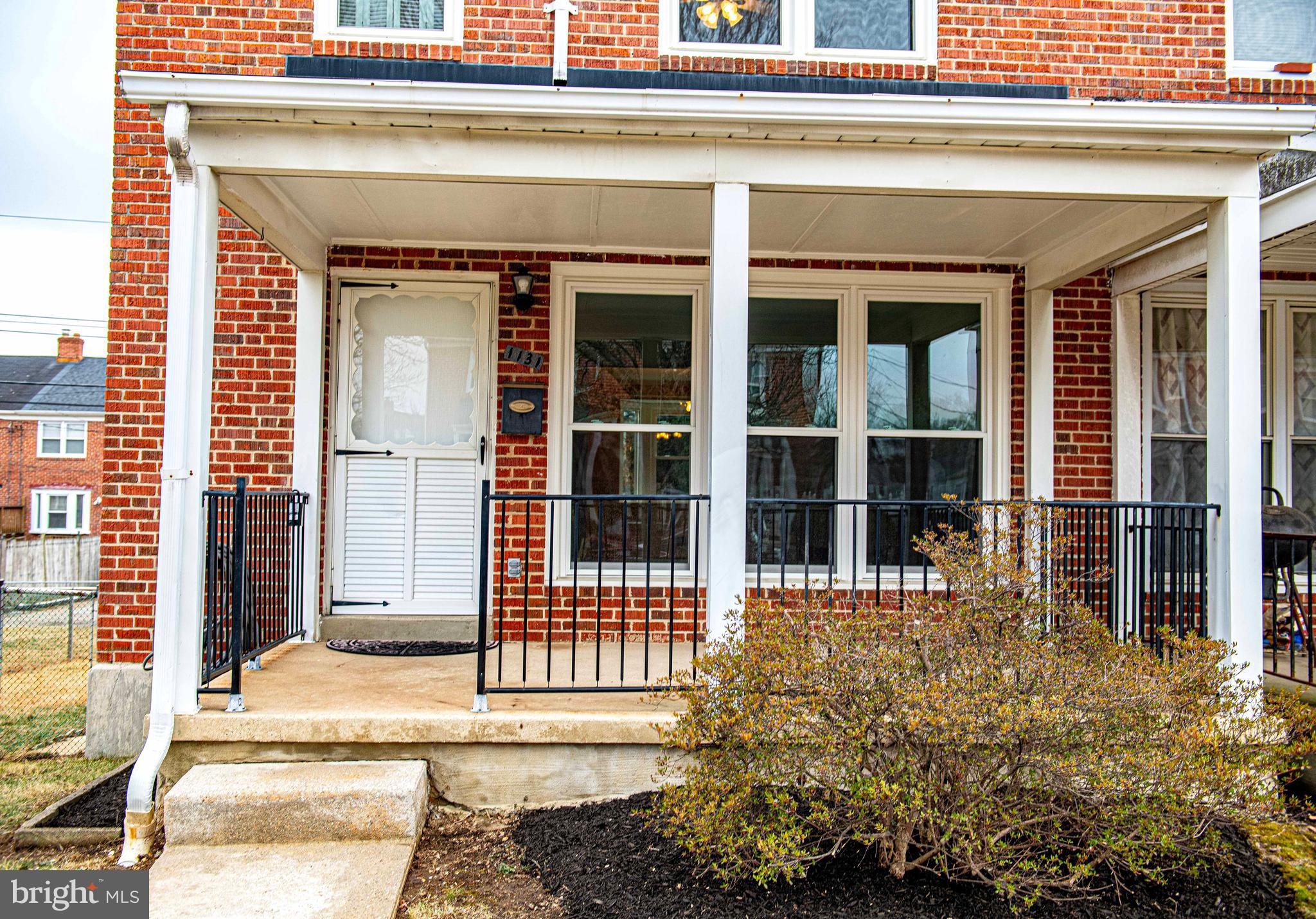 1131 Hollen Road Baltimore, MD 21239 - Photo 4 of 34 front view of a house