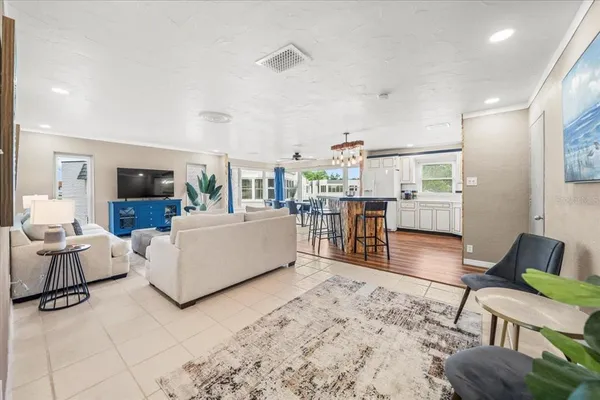 $219,000 | 213 Fernwood Circle, Unit 213, Seminole, FL 33777