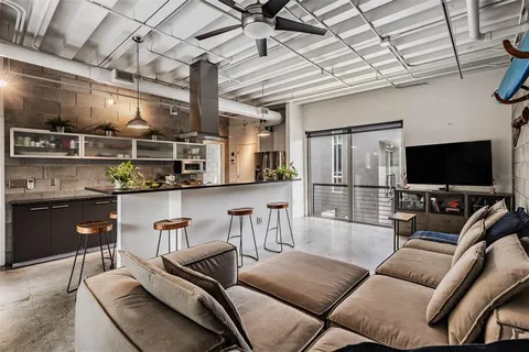 $849,900 | 3107 West De Leon Street, Unit 6, Tampa, FL 33609