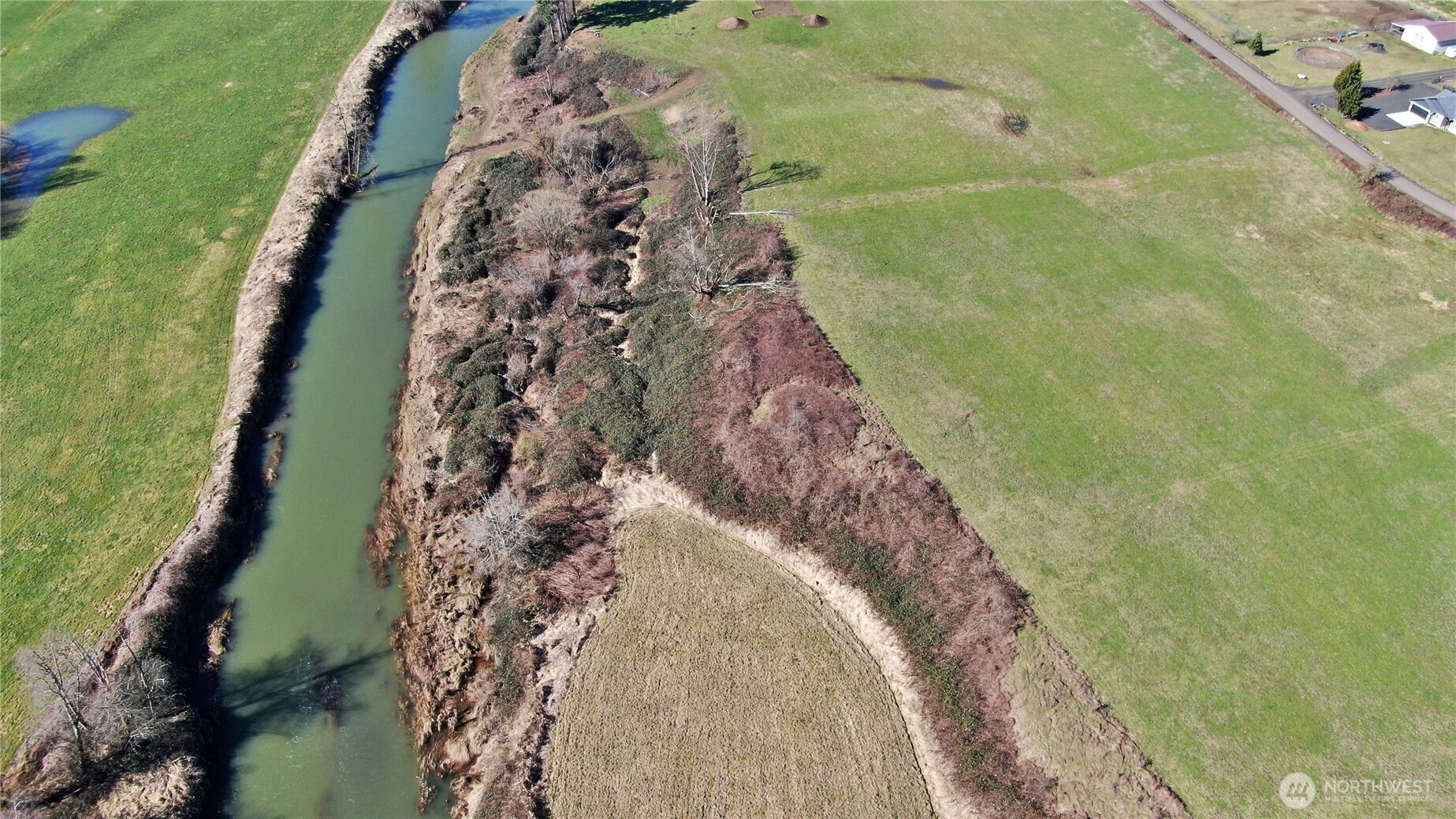 X1 Oxbow Road Raymond, WA 98577 - Photo 22 of 27 a bird view of water