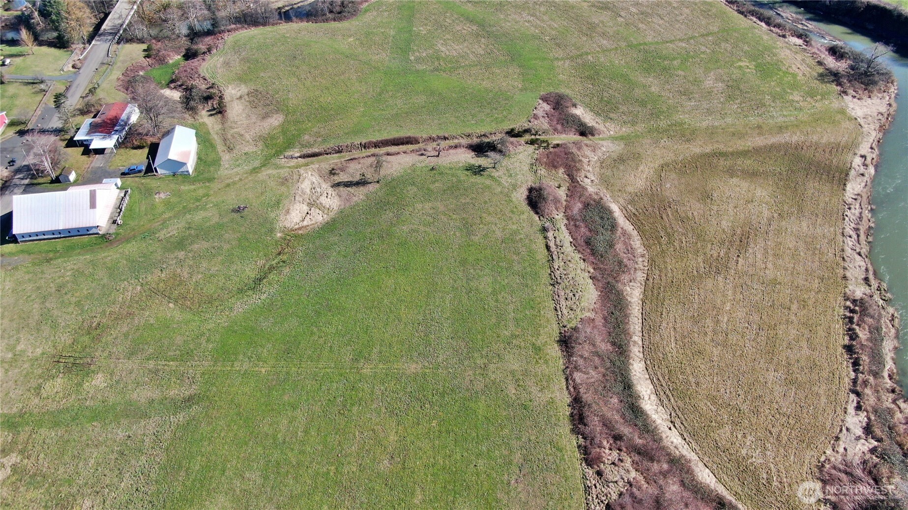 X1 Oxbow Road Raymond, WA 98577 - Photo 9 of 27 a view of a bathroom