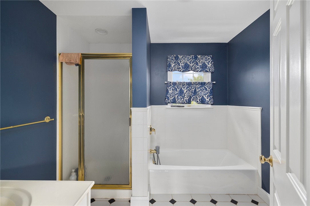 82 Prospect Farm Road Portsmouth, RI 02871 - Photo 28 of 44 Gallery Image 28