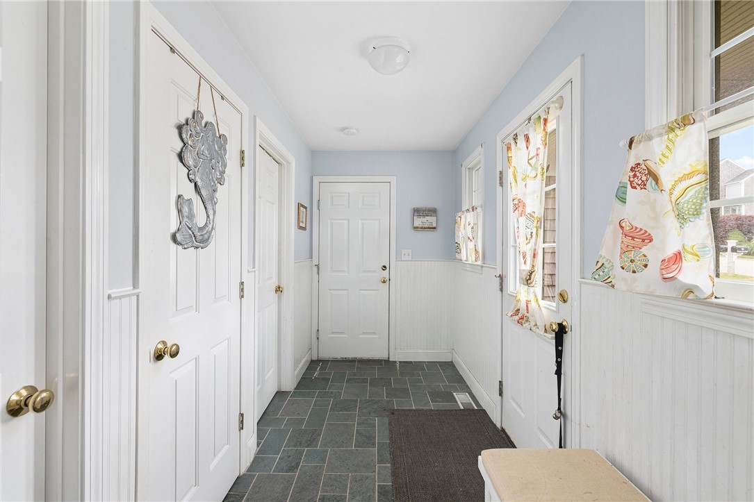 82 Prospect Farm Road Portsmouth, RI 02871 - Photo 31 of 44 Gallery Image 31