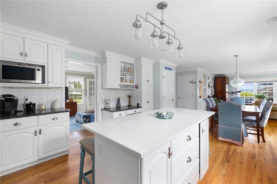 82 Prospect Farm Road Portsmouth, RI 02871 - Photo 8 of 44 Gallery Image 8