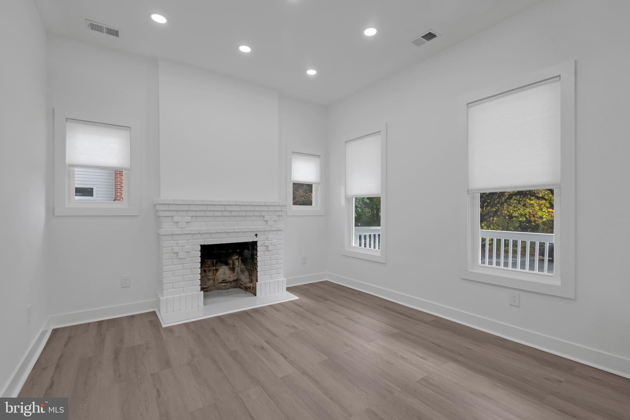 3002 Bunker Hill Road Mount Rainier, MD 20712 - Photo 10 of 39 Living room view 4
