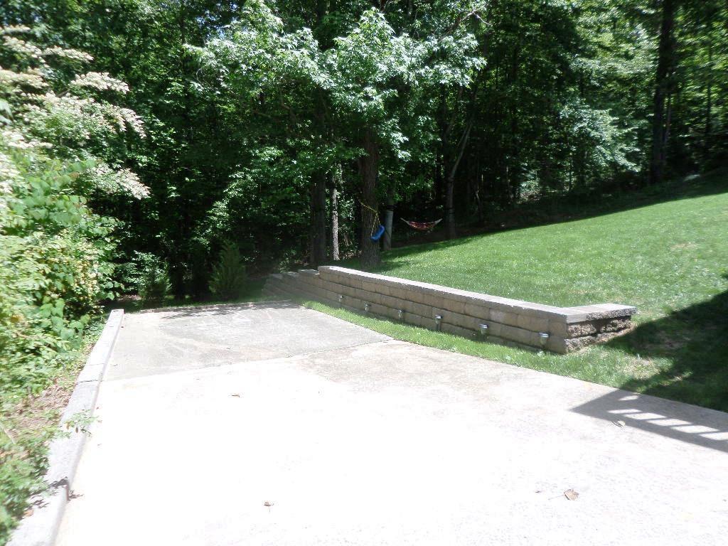 122 Hazleton Lane Oak Ridge, TN 37830 - Photo 30 of 32 extraparking