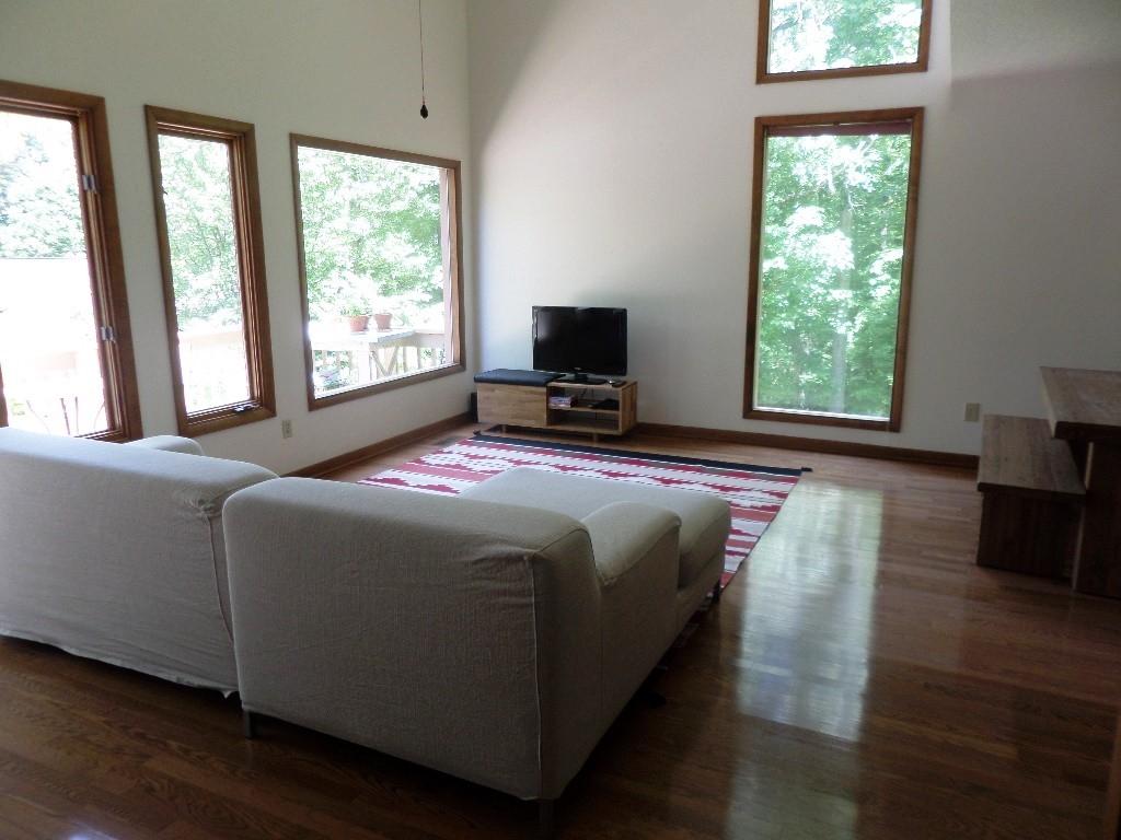 122 Hazleton Lane Oak Ridge, TN 37830 - Photo 6 of 32 living2
