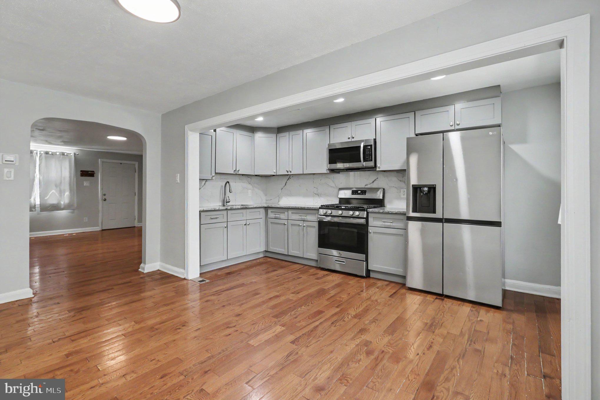 5203 North Springfield Road Clifton Heights, PA 19018 - Photo 8 of 26