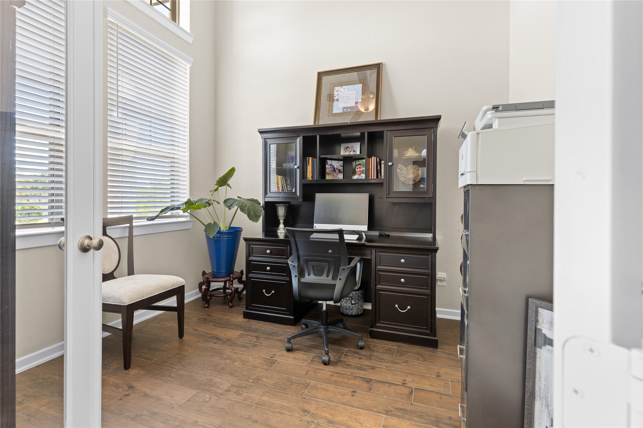 9801 Preserve Way Conroe, TX 77385 - Photo 6 of 43