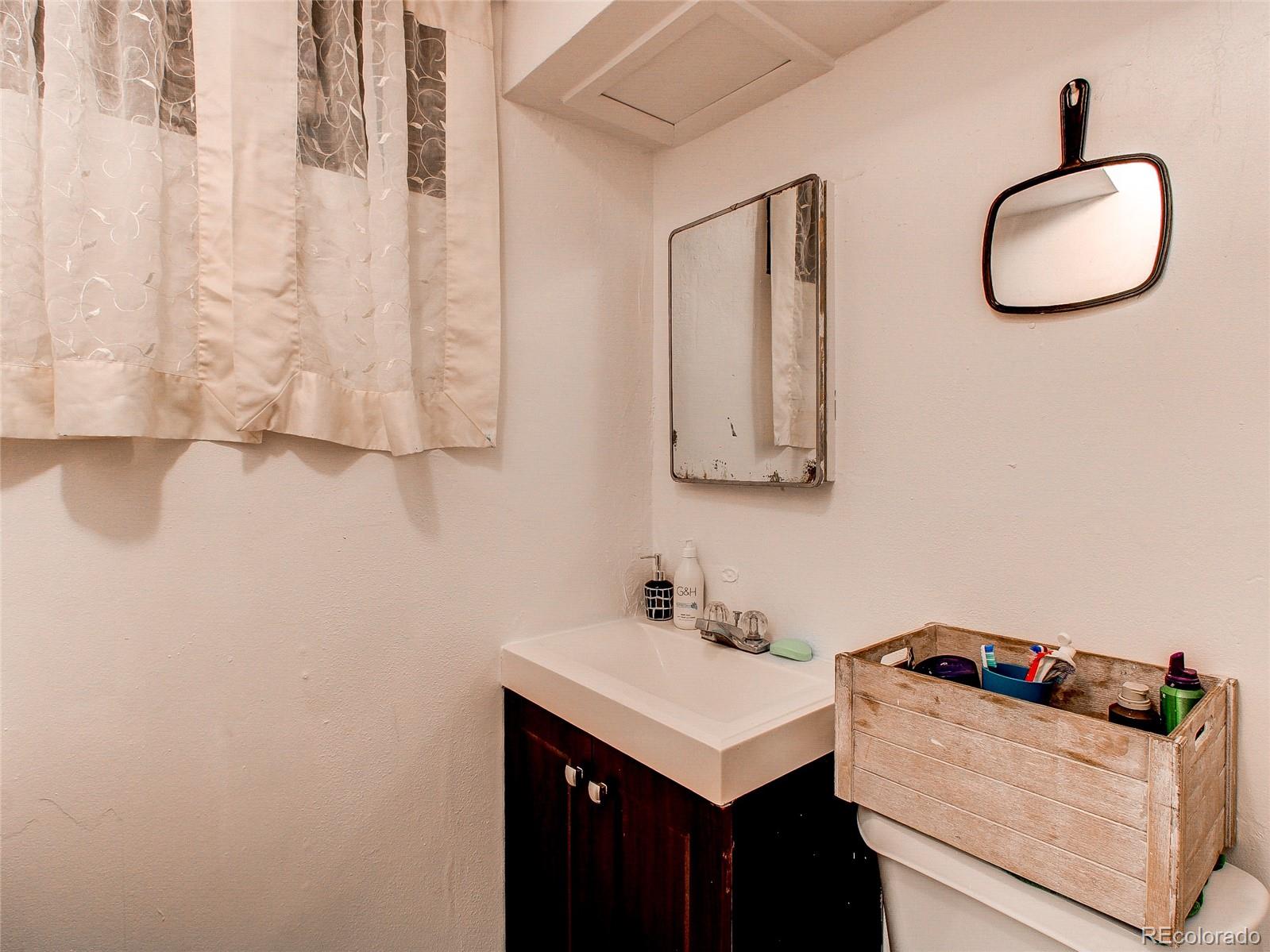 7225 Inca Street Denver, CO 80221 - Photo 32 of 39 Gallery Image 32