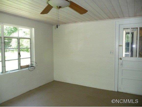 53 Monteith Branch Road Sylva, NC 28779 - Photo 3 of 23 Gallery Image 3