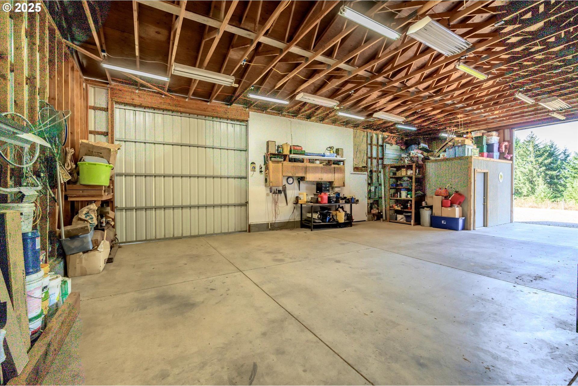 27067 Pickens Road Eugene, OR 97402 - Photo 39 of 47 Gallery Image 39