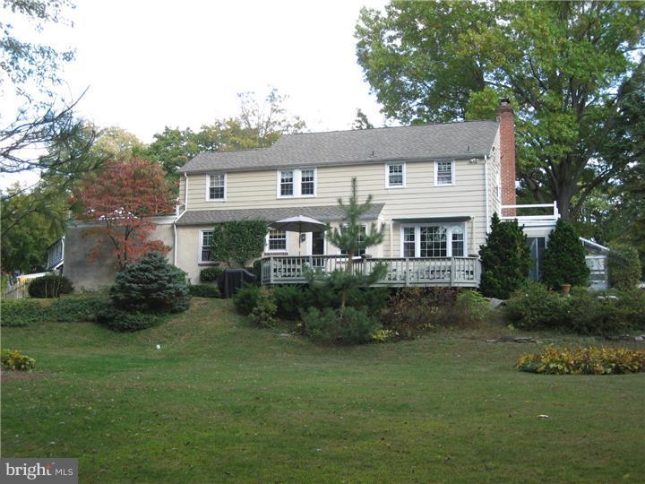 6151 Parkside Road Flourtown, PA 19031 - Photo 17 of 18 Exterior Back