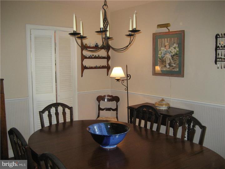 6151 Parkside Road Flourtown, PA 19031 - Photo 6 of 18 Dining Room