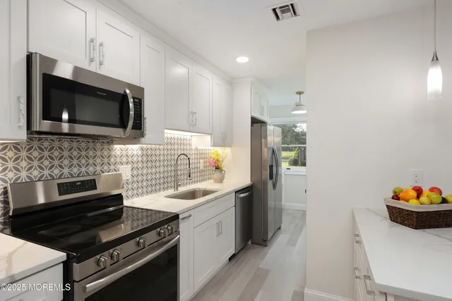 $619,000 | 3 Auburn Court, Red Bank, NJ 07701