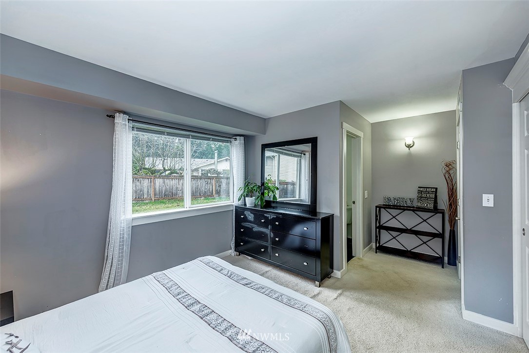 21817 2nd Avenue Southeast Bothell, WA 98021 - Photo 16 of 21