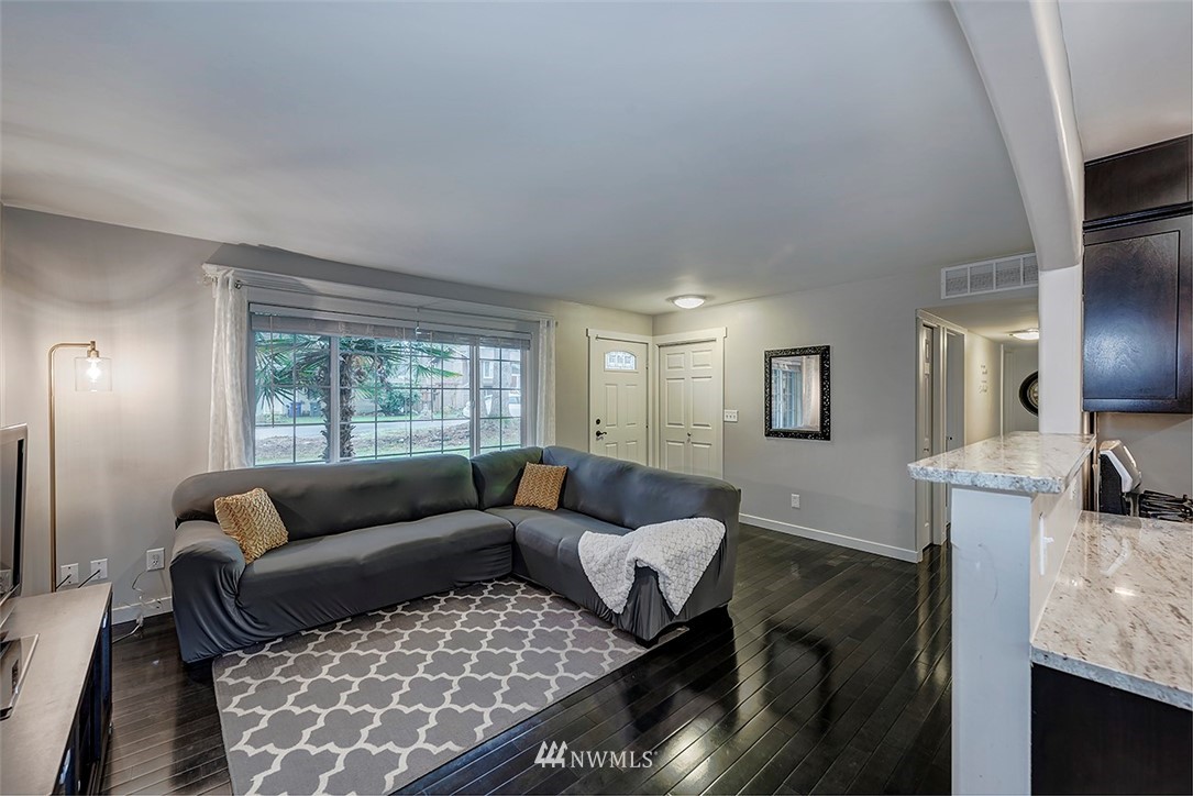 21817 2nd Avenue Southeast Bothell, WA 98021 - Photo 5 of 21
