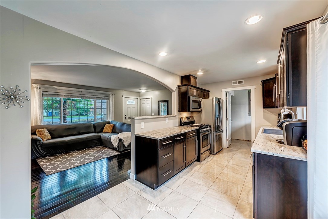 21817 2nd Avenue Southeast Bothell, WA 98021 - Photo 9 of 21