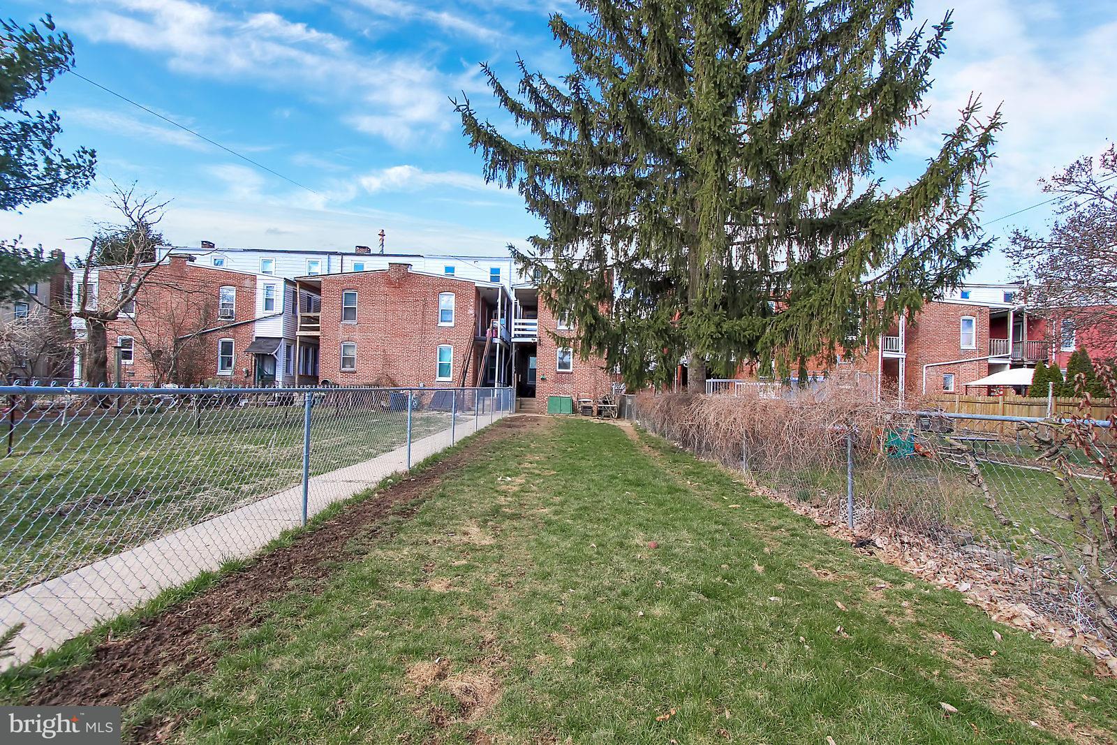 149 EAST St Spring Grove Pa Spring Grove, PA 17362 - Photo 23 of 26