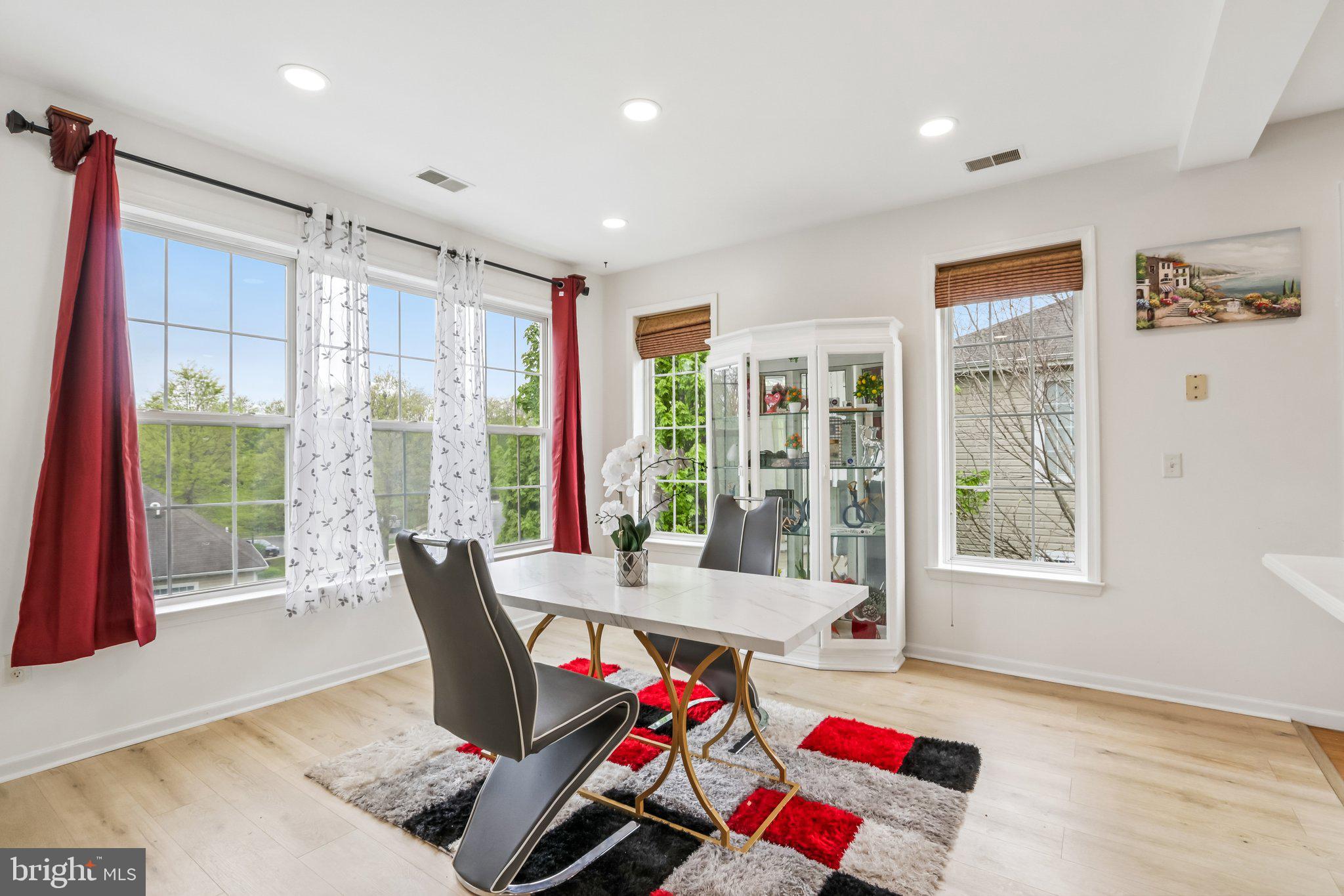 121 Kyle Way Ewing, NJ 08628 - Photo 11 of 45