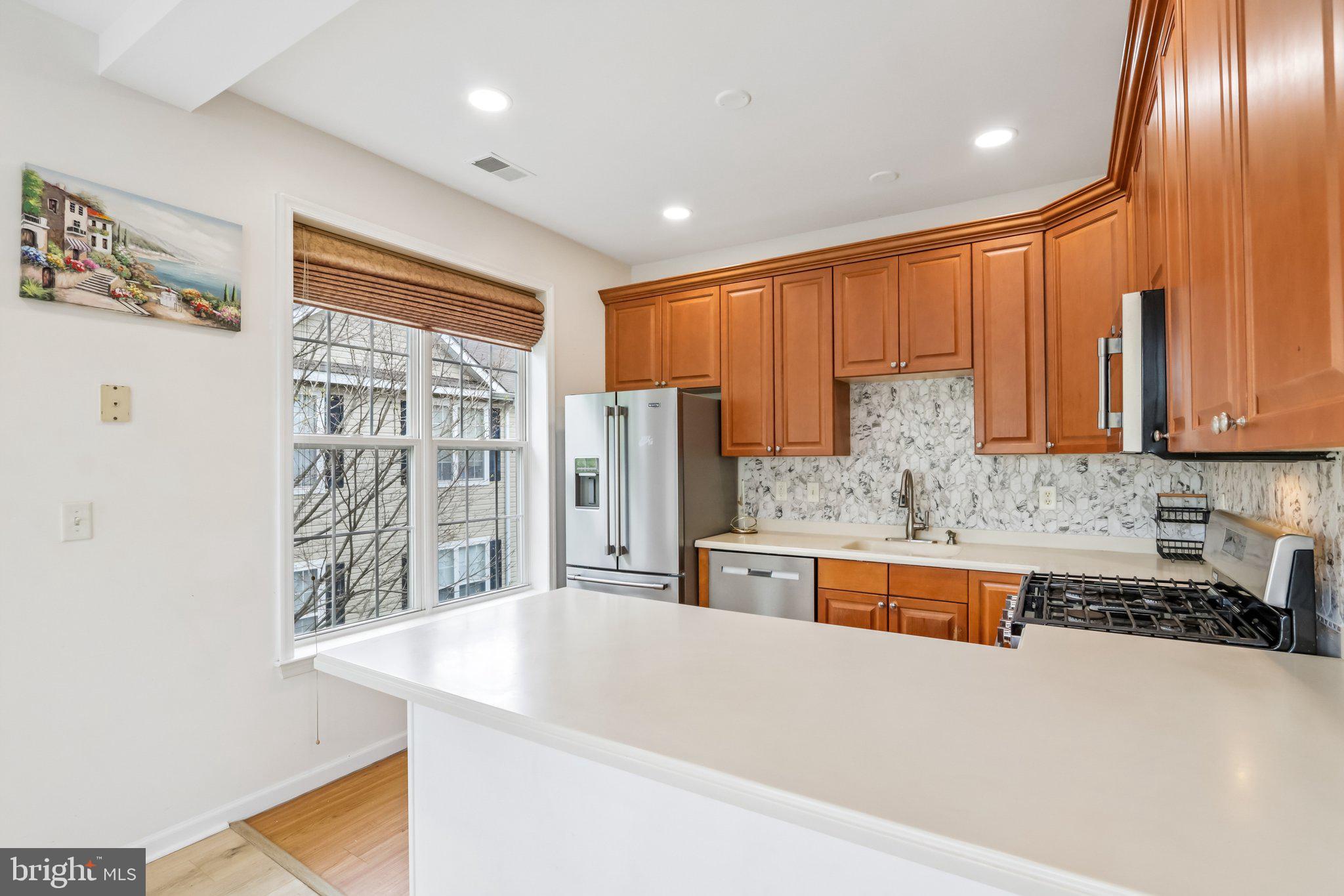 121 Kyle Way Ewing, NJ 08628 - Photo 13 of 45