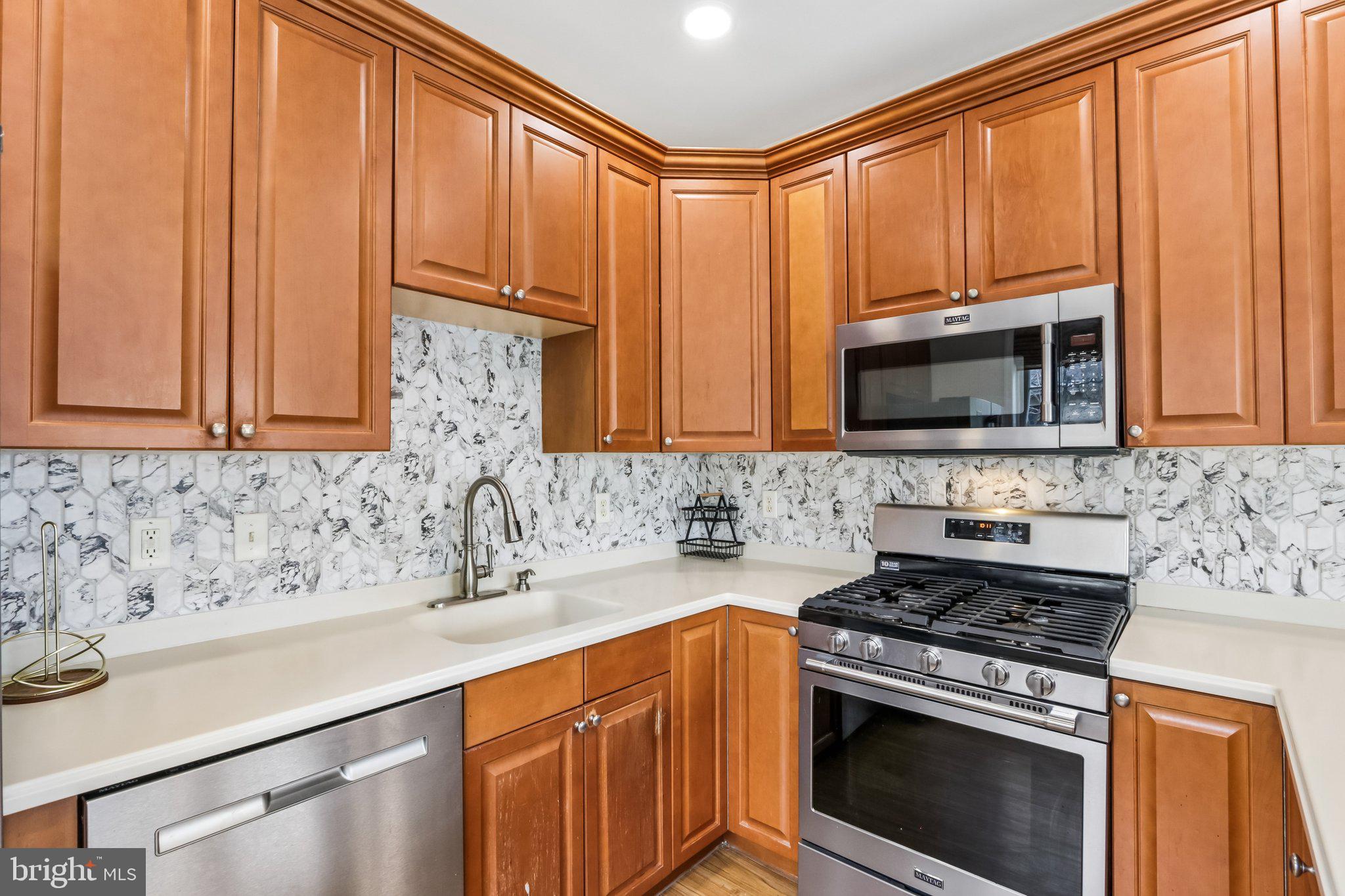 121 Kyle Way Ewing, NJ 08628 - Photo 16 of 45