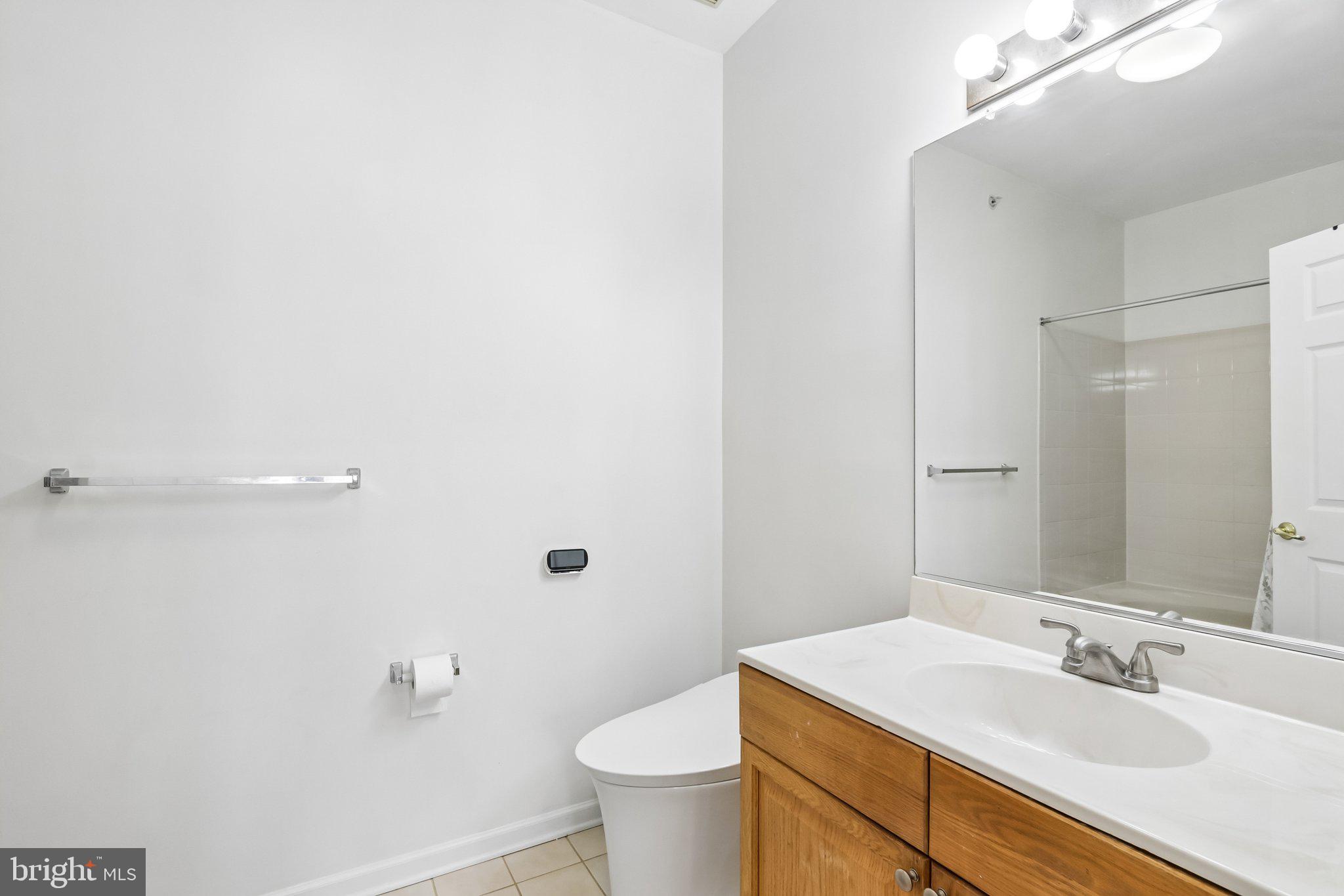 121 Kyle Way Ewing, NJ 08628 - Photo 20 of 45