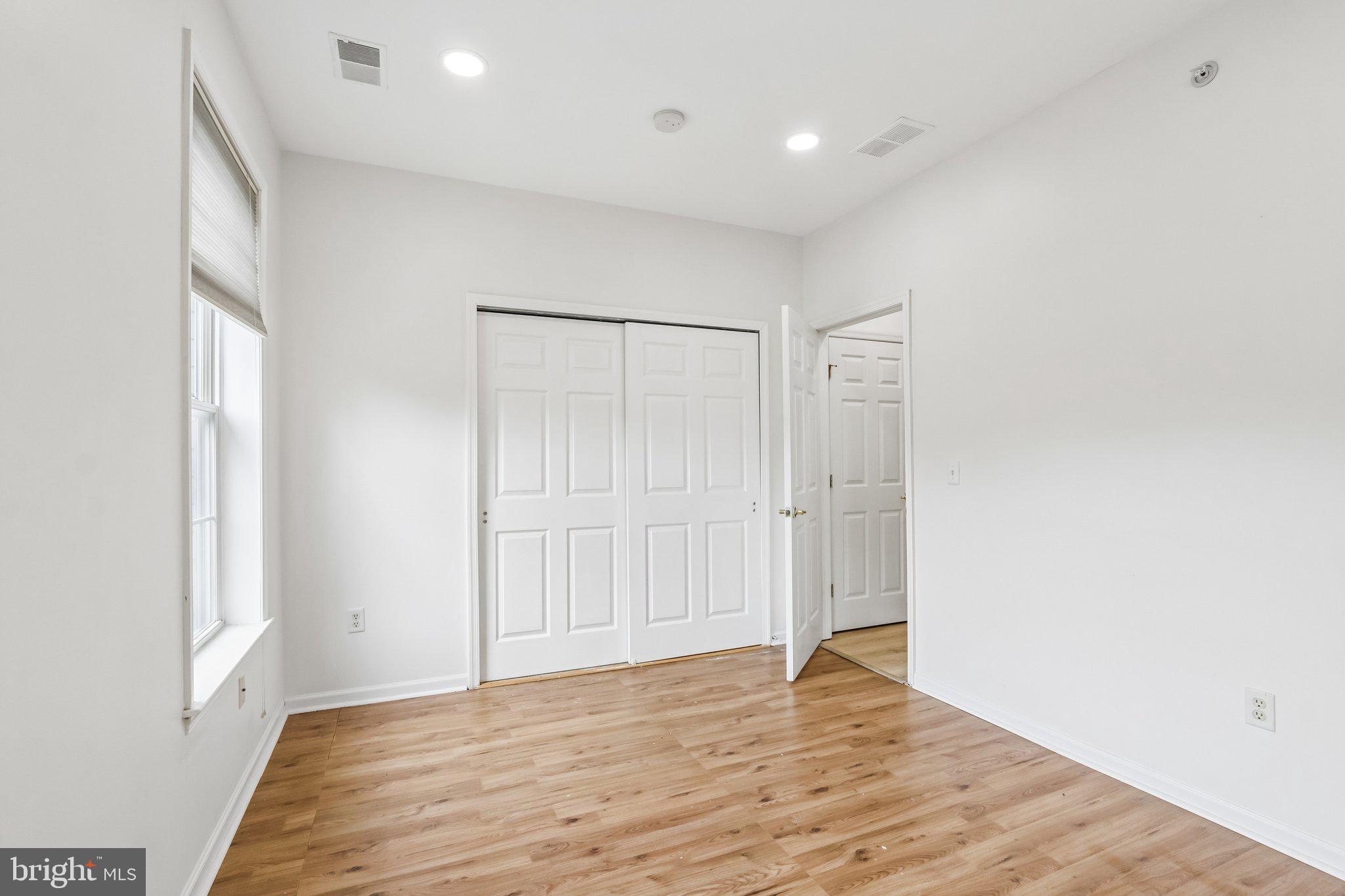 121 Kyle Way Ewing, NJ 08628 - Photo 27 of 45