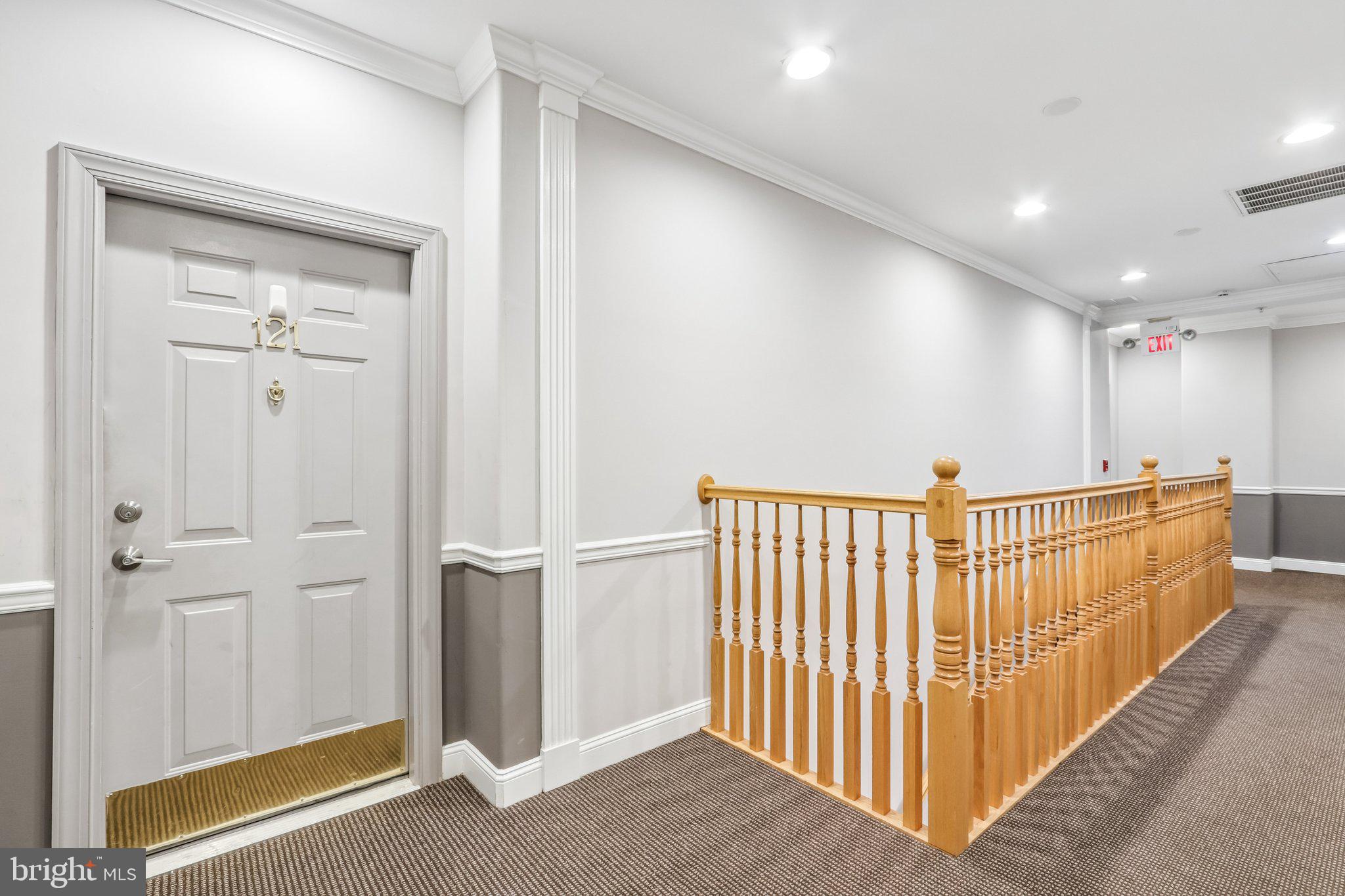 121 Kyle Way Ewing, NJ 08628 - Photo 30 of 45